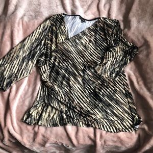 3x Women’s Lightweight top